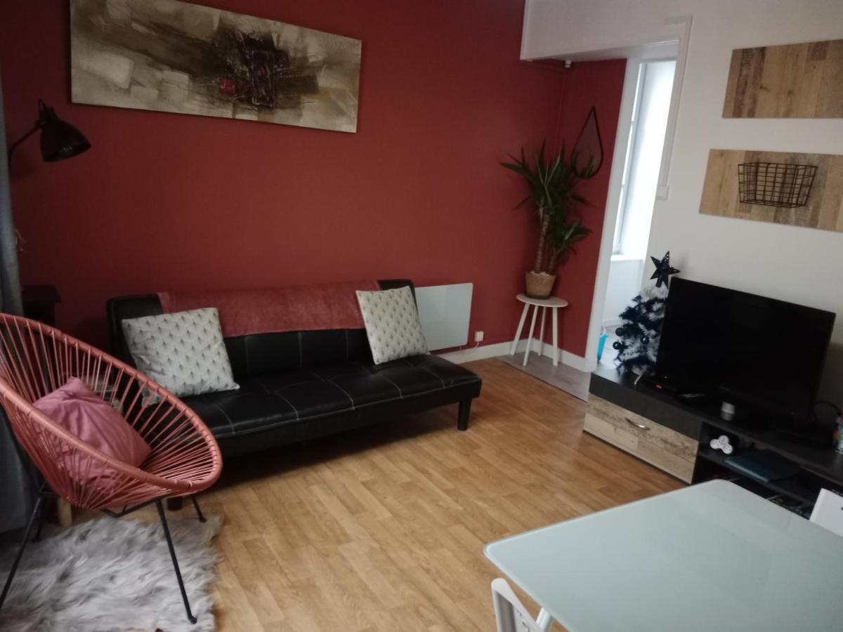 Pounette, Appartement T3 Centre / Thermes Luxeuil Exteriör bild