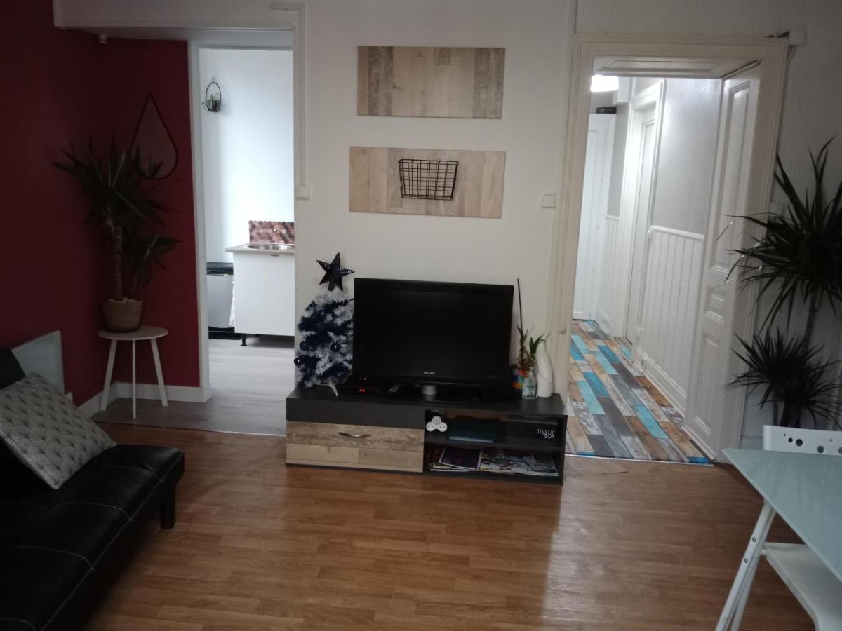 Pounette, Appartement T3 Centre / Thermes Luxeuil Exteriör bild